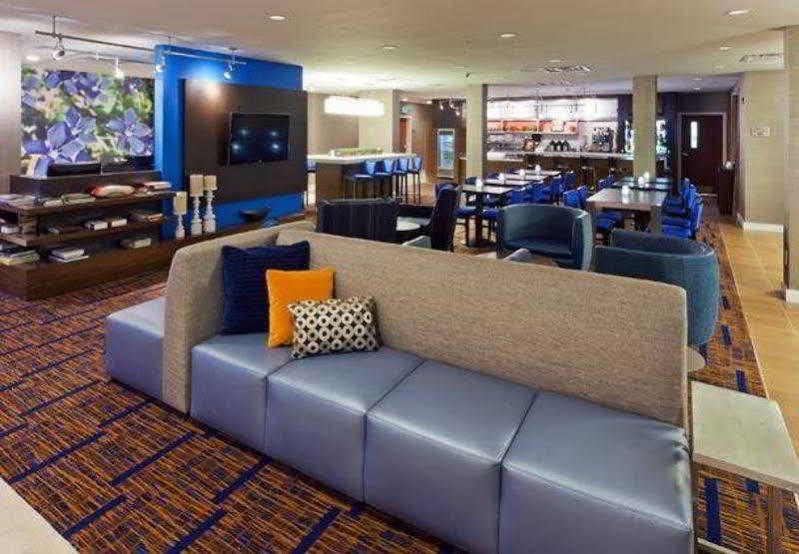 Courtyard Boulder Hotel